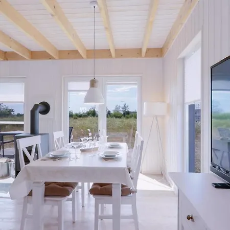 Semesterbostad To Huus